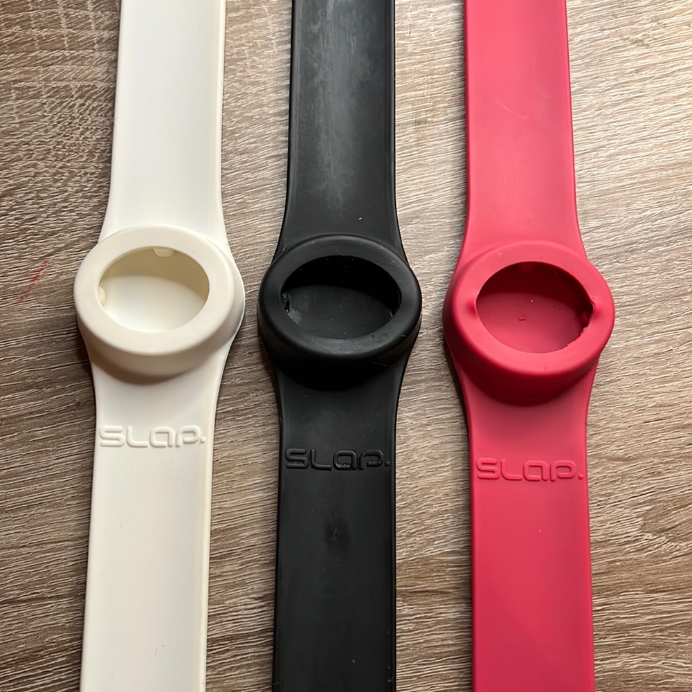 3 Slapwatch bracelets